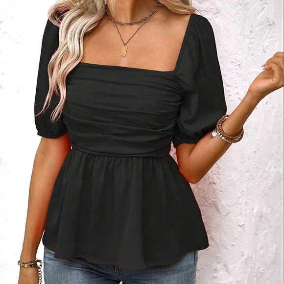 * NEW Flowy Ruched Peplum Puffed Short Sleeve Top Blouse Black - Picture 4 of 9